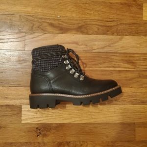 white mountain gaga boot
